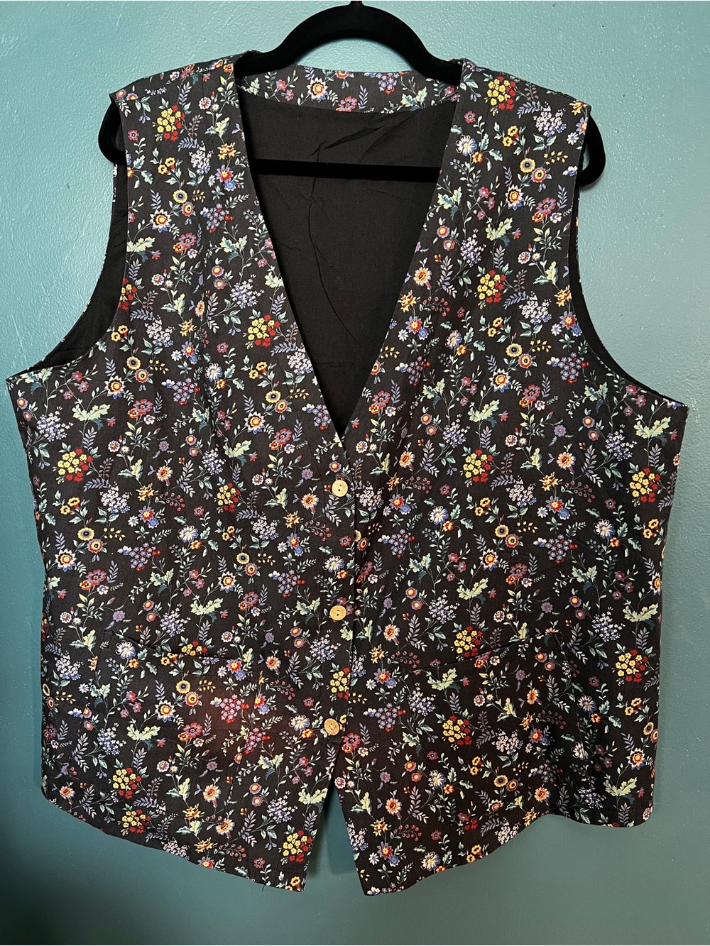 Black Ditsy Floral Vest 2XL Cotton Cottagecore Dark Academia Whimsigoth